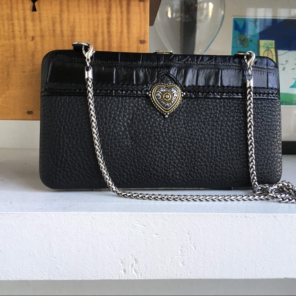 Brighton chain wallet